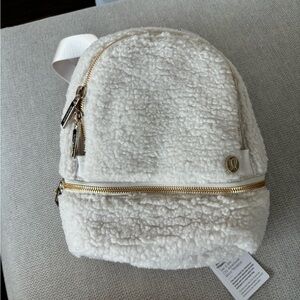 lululemon city adventurer backpack micro fleece